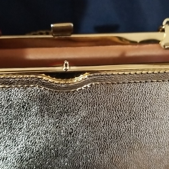 Small golden bag - Picture 7 of 7